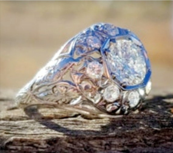 Gorgeous Antique Diamond Engagement/Dinner Ring. … - image 5