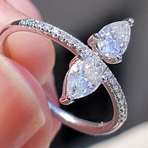 Toi et Moi Vintage Charles and Colvard Moissanite Beautiful Ring.