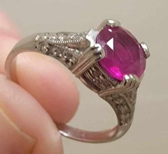 Beautiful Antique Ruby and Diamond Engagement Rin… - image 8