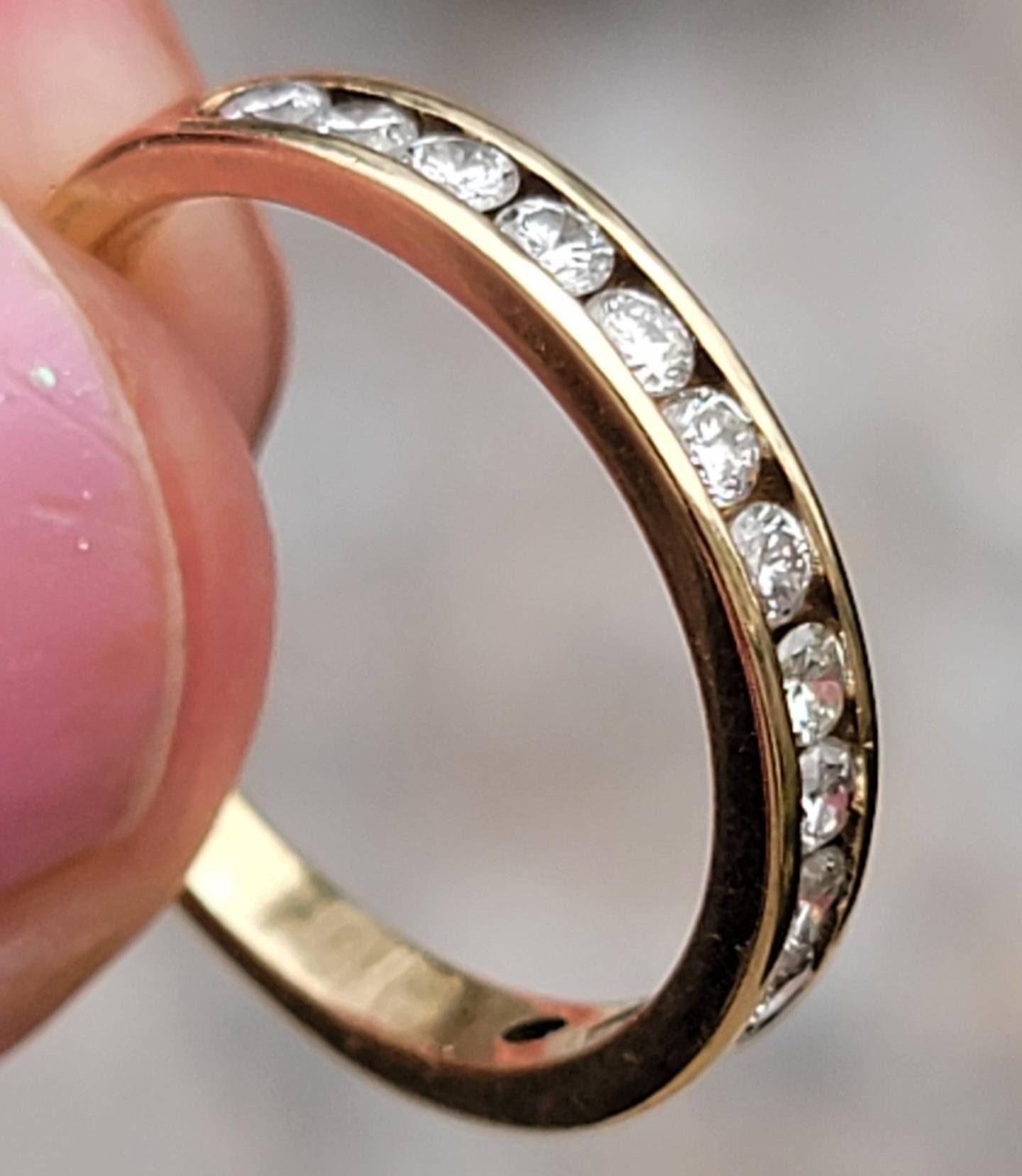 Vintage eternity ring yellow gold discount