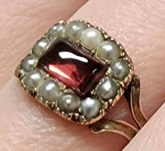 Bague Ancienne En Or 12 Carats (15k) Avec Grenat, Style Géorgien - Occasion Vintage