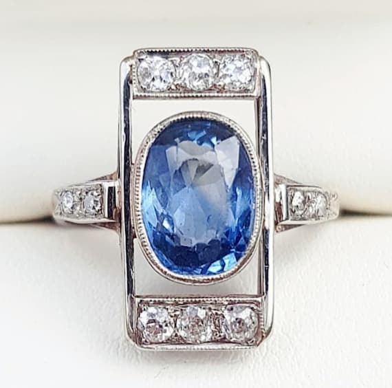 Gorgeous Antique Sapphire and Diamond Ring. Beaut… - image 4