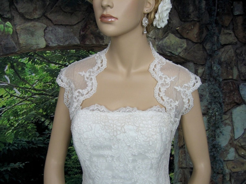 Lace bolero, wedding bolero, wedding jacket, Ivory sleeveless dot lace wedding bridal bolero jacket image 2