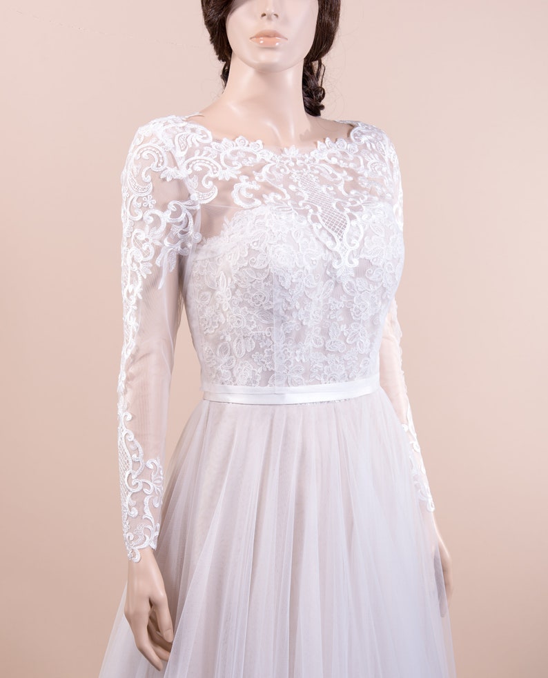Elegant Ivory Wedding Dress Topper for Timeless Bridal Grace