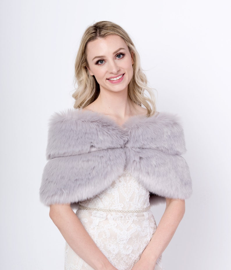 gray fur stole
