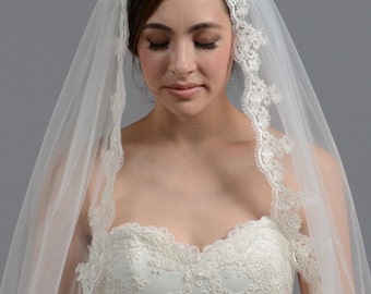 Ivory Alencon Lace Wedding Veil - Elbow Length Bridal Veil