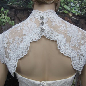 Bridal bolero, lace bolero, wedding jacket, bolero jacket, wedding bolero, keyhole back, ivory alencon lace bolero image 2