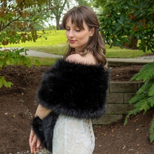 Black faux fur bridal wrap, wedding faux fur shawl, faux fur stole, bridal cape, black wedding wrap B005-Black image 5