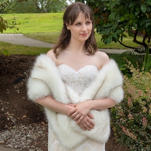 Ivory faux fur shawl with brown tips faux fur wrap faux fur stole wedding shrug bridal shrug faux fur cape B005-Ivory