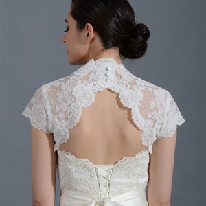 Ivory lace bolero, lace shrug, wedding bolero, ivory bolero, wedding jacket, bolero jacket, bridal bolero, bridal jacket, keyhole back