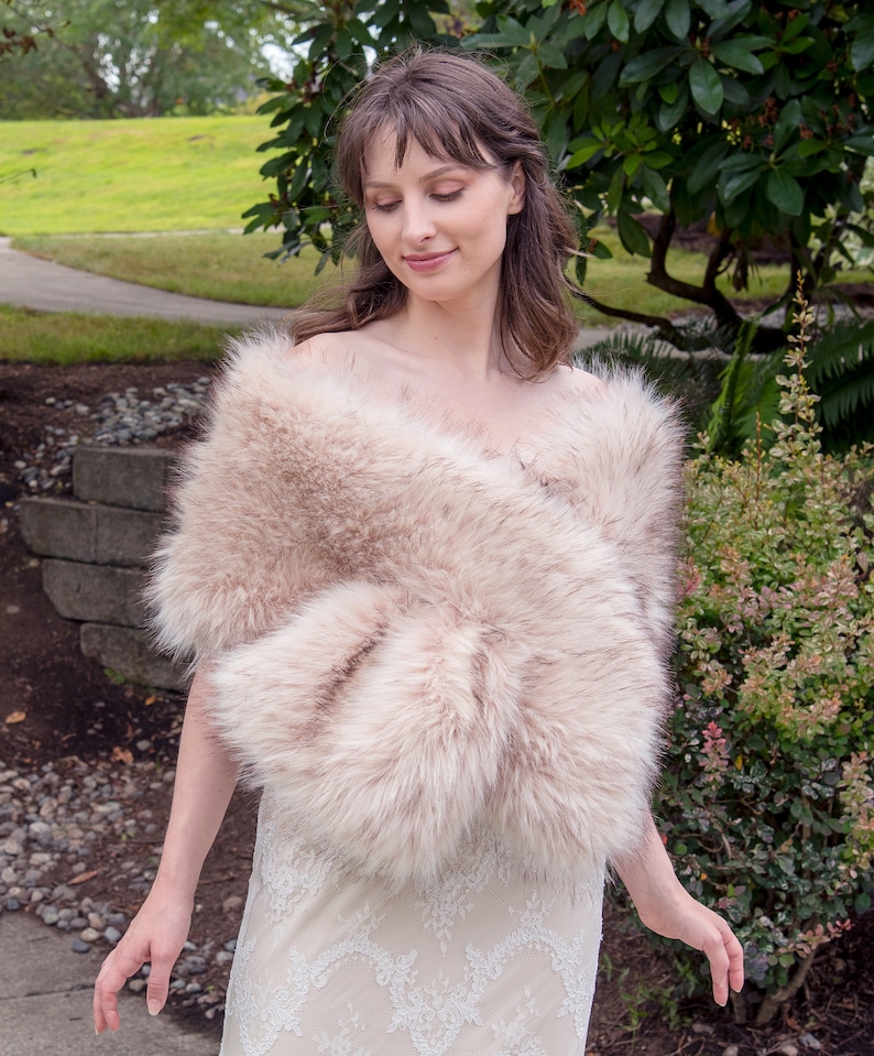 Light blush faux fur bridal wrap, wedding faux fur shawl, faux fur stole, bridal cape, faux fur shrug B005-light-blush-new image 7