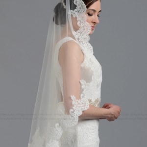 Ivory wedding veil, bridal veil, mantilla veil, elbow length veil, alencon lace veil, wedding veil ivory image 2