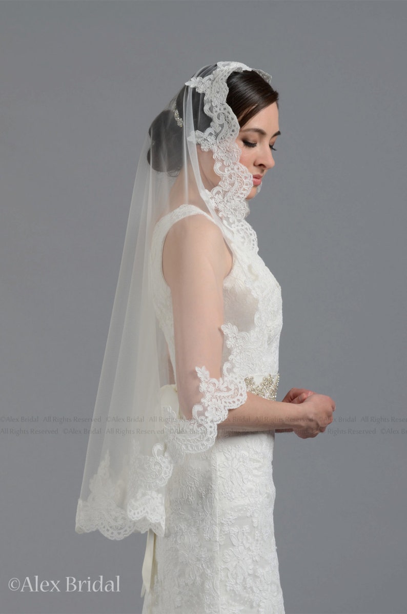 Ivory wedding veil, bridal veil, mantilla veil, elbow length veil, alencon lace veil, wedding veil ivory image 2