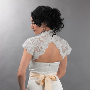 Ivory wedding bolero, lace bolero, wedding jacket, bridal bolero, ivory lace bolero, cap sleeve, keyhole back, alencon lace