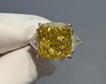 10.01ct Cushion Yellow Diamond Ring VVS2 Canary Three Stone | 14K 18K PT950 Platinum Engagement Ring | Huge Certified Bespoke Jewelry
