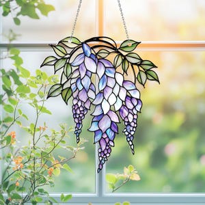 Wisteria Stained Glass Window Hanging –Elegant Purple Floral Suncatcher for Garden Window, Cottagecore Decor, or Nature-Inspired Home Accent