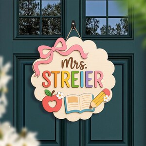 Personalized Teacher Door Sign – Custom Name Wood Hanger with Bow, Apple, Pencil, Book Icons – Cute Classroom or Back to School Decor
