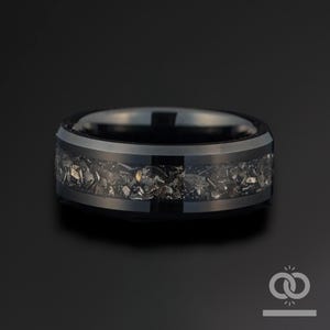 Tungsten Wedding Band Meteorite Inlay, Black Obsidian Mens Ring, Meteor Galaxy Unisex Anniversary Band, Tungsten Carbide Groom Gift Him Her