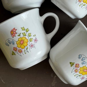 Meadow Corelle Corningware Cups Set of 4 by Corning USA Vintage 1970s, NortonAndYoung