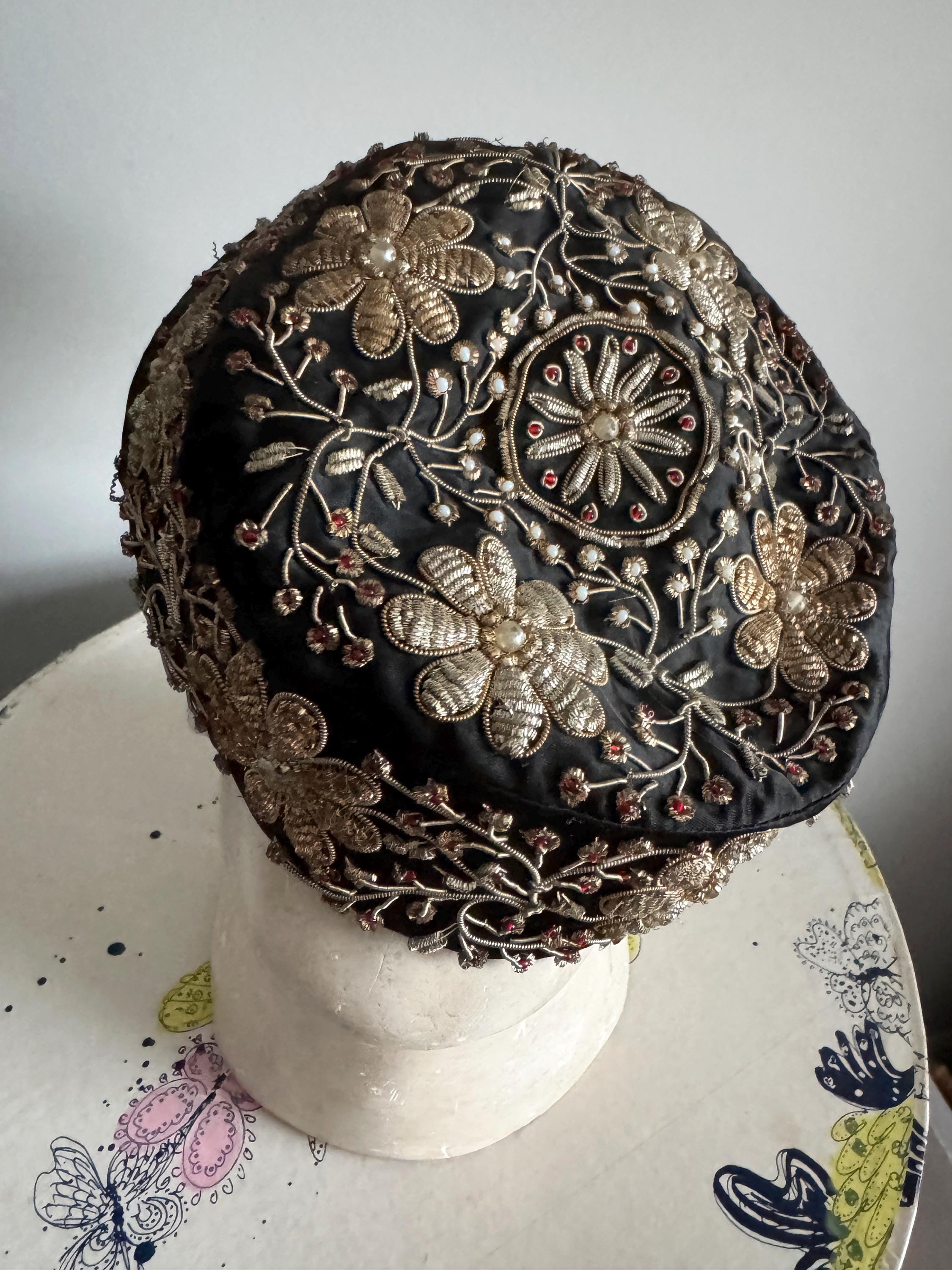 VTG Antique Zardozi Embroidered Pillbox Hat Gold Metallic Bead Nawabi Topi Cap ? Sold Out Thank You? 》 Nawabi Topi (Hat) Zardozi  main image 2
