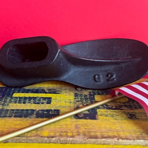 Antique Cobbler Shoemaker Form, Childrens G 2, Vintage Black Shoe Ornament, NortonAndYoung