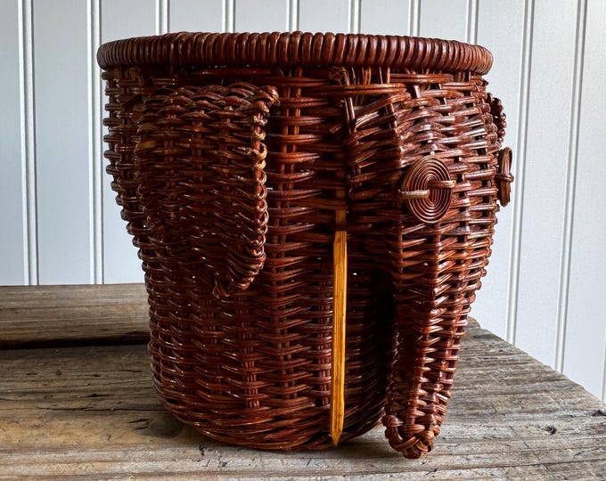 Vintage Elephant Basket Wth Tusks Ears and Eyes, Woven Elephant Basket ...