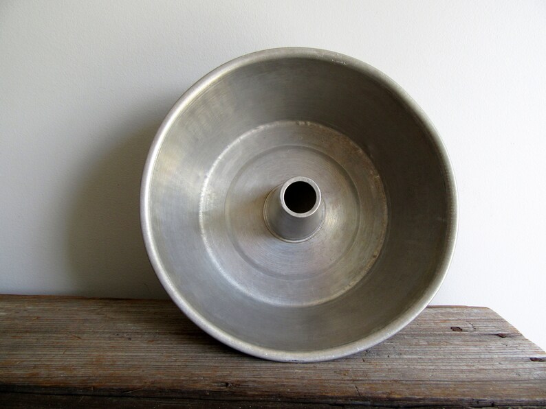 Vintage Angel Food Cake Pan Aluminum 1 Piece 9 Aluminum Etsy