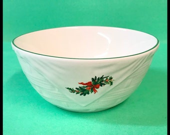 Christmas Heritage Woven Bowl, by Pfaltzgraff,  Holly, Berries, Pine, Red Bow, Heavy, Vintage