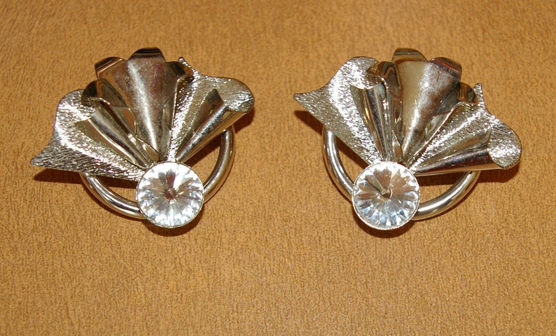 Silver Tone Flower Fan Earrings, Large Clear Stone, Pierced Earrings, Vintage image 1