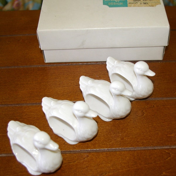 Napkin Ring  Holders White Ducks Set of Four Great  Holiday Table Accent   By Stafford   Vintage