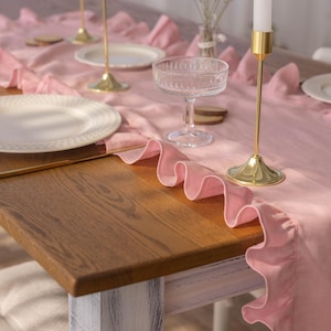 Runner da tavola in lino rosa con volant – 100% lino naturale / Decorazione da tavola elegante e rustica / Varie dimensioni e colori