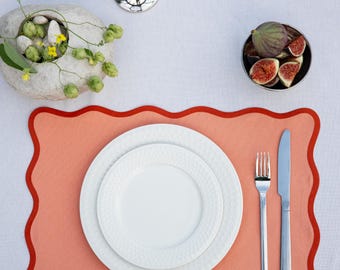 Kleurrijke katoenen placemats met geschulpte rand – Tafellinnen voor eettafel | Handgemaakte woondecoratie |  Cadeau voor haar