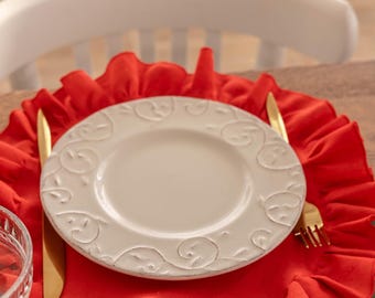 Red Ruffled Linen Placemat – 100% Linen Table Mat | Set of placemats