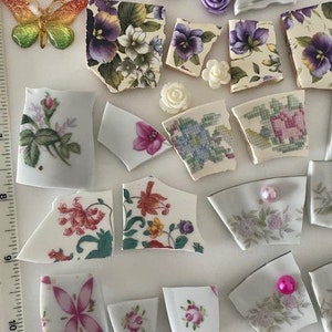 Broken China Tiles Flowers Butterflies Jewelry Crafting Half Dome Pearls FREE SHIP Bild 4