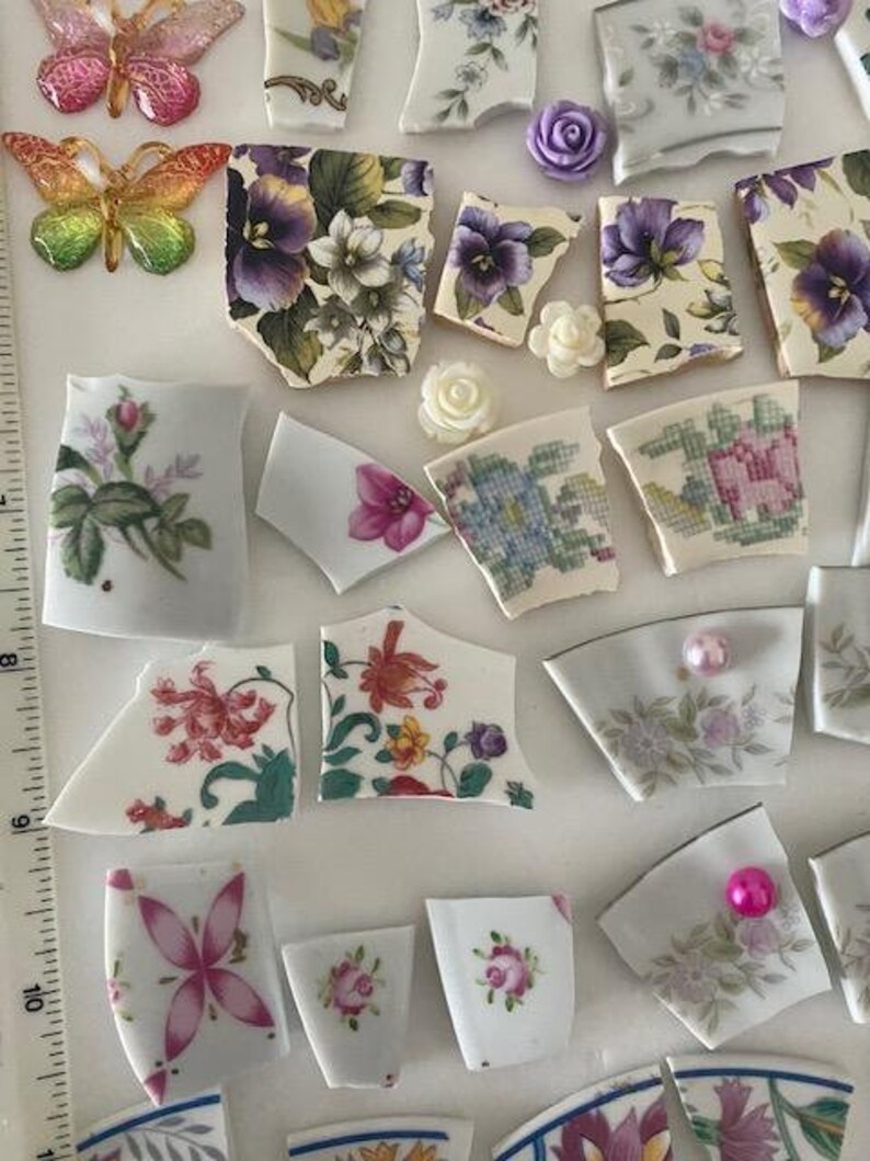 Broken China Tiles Flowers Butterflies Jewelry Crafting Half Dome Pearls FREE SHIP Bild 4