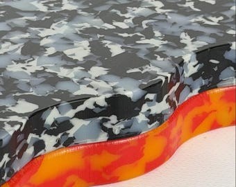 Recycled Plastic Wavy Chopping Board: Colourful Serveware, Tablestyling