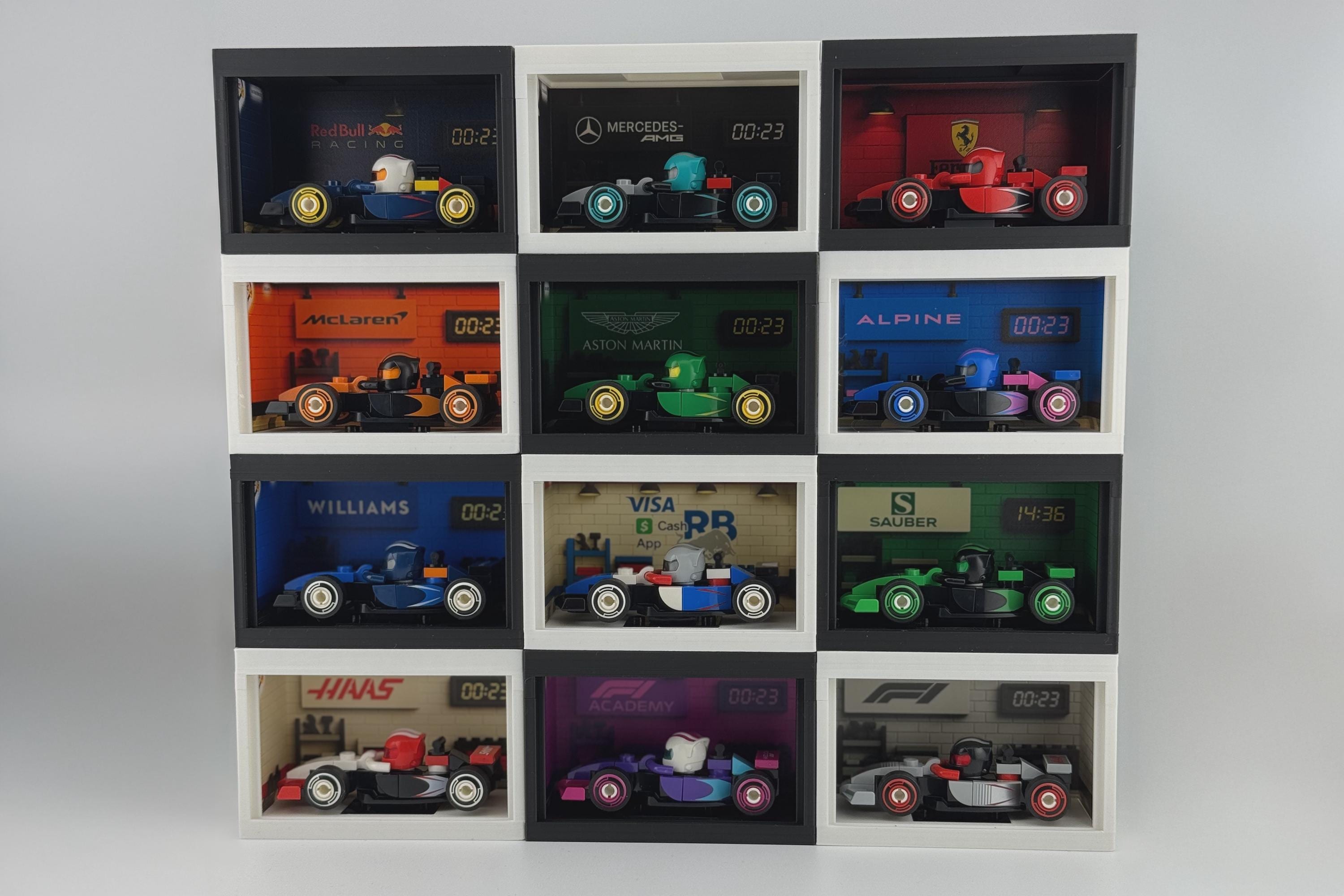 brickAtom™ Display – LEGO F1 Modular Case for Minifigure & Racecar (Custom UV Backdrop)