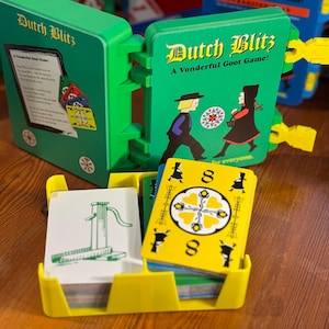 Caja de juego de cartas Dutch Blitz (verde), personalizada, con impresión 3D y UV. Estuche de almacenamiento con cierre a presión (no incluye cartas).