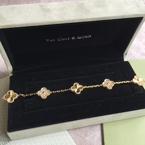 VCA Vintage 18K Yellow gold Diamond clover Bracelet