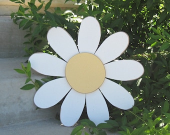 Large White Daisy Wall Decor, Custom Colors, 17 Inch