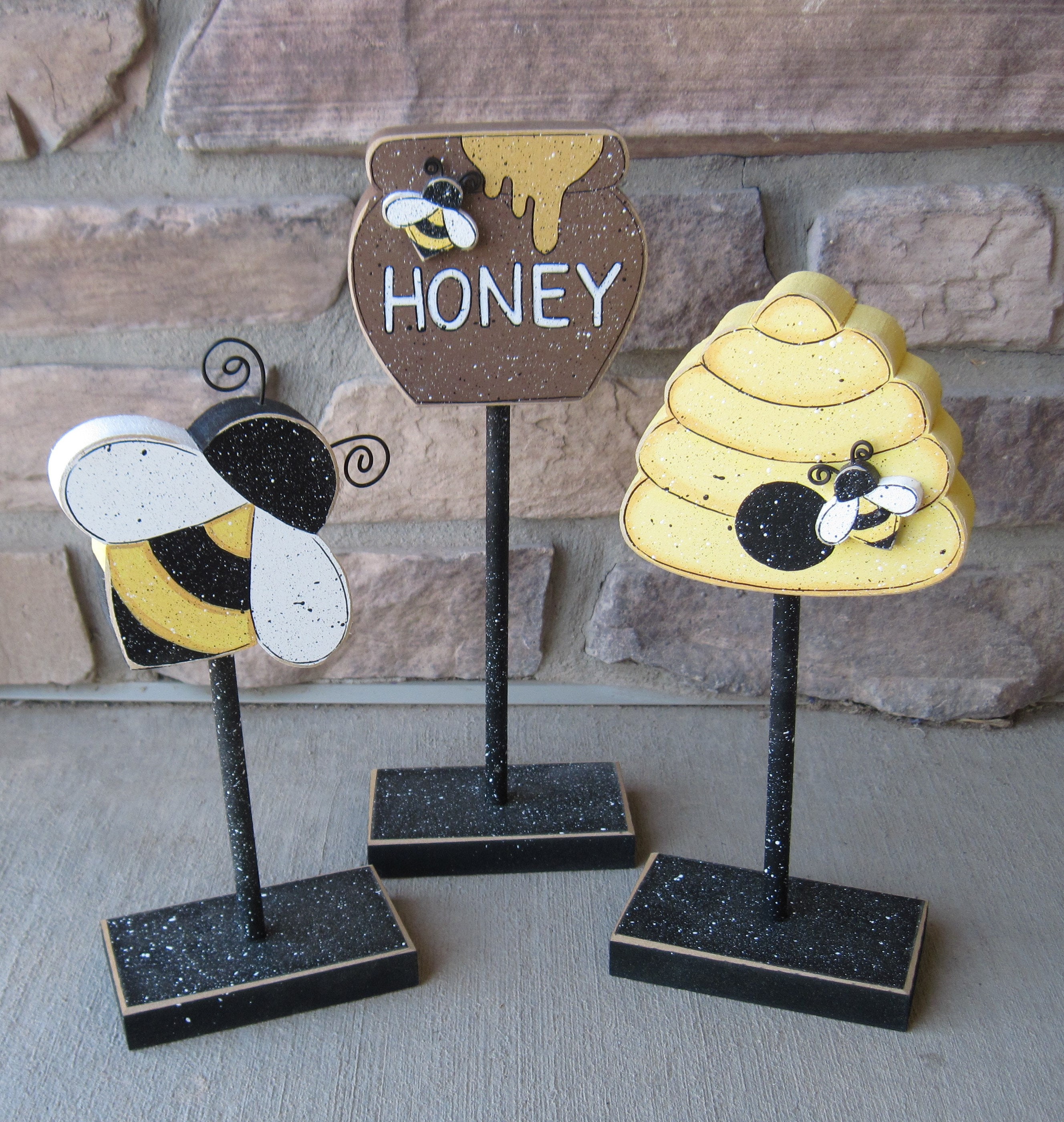 3 Tall Standing BEE THEMED Block SET With Honey Pot, Bee, and