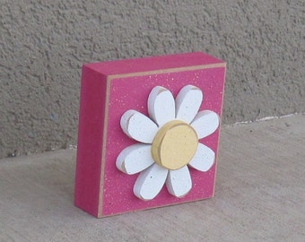 Hot Pink 3-1/2 inch SQUARE DAISY BLOCK for Easter, Spring, girl room and home decor