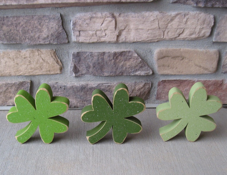 Free standing CLOVER or SHAMROCK SET of 3 for St. Patricks day and home decor image 2