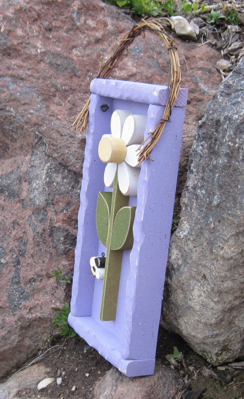 DAISY FRAME With STEM Lavender with White Flower image 4