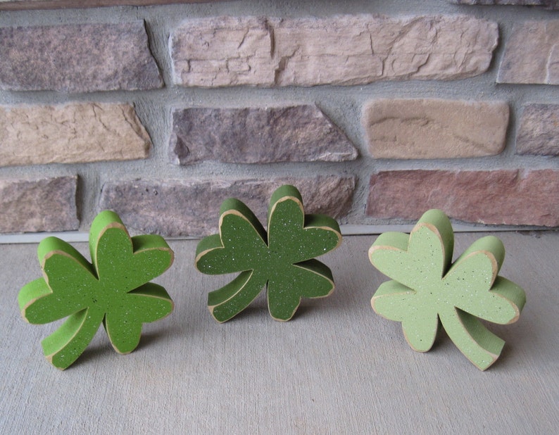 Free standing CLOVER or SHAMROCK SET of 3 for St. Patricks day and home decor image 4