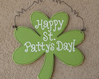 Hanging Happy St. Patty's Day! sign for St. Patricks Day, wall, door hanger, and  home decor