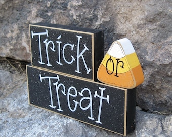 HALLOWEEN TRICK or TREAT Blocks for Halloween, home, desk, shelf, mantle, holiday, october, jackolantern, pumpkin, decor