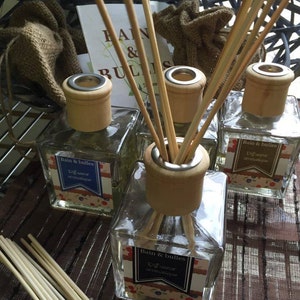 Diffuseur aromatique avec bâton de rotin de bambou, parfum de maison, reed diffuser, house perfume, home fragrance image 10