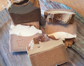 Savon Cannelle et miel avec soie et argile, Cannelle , miel ambré,  savon fait main, naturel, cinnamon,  handmadesoap, natural