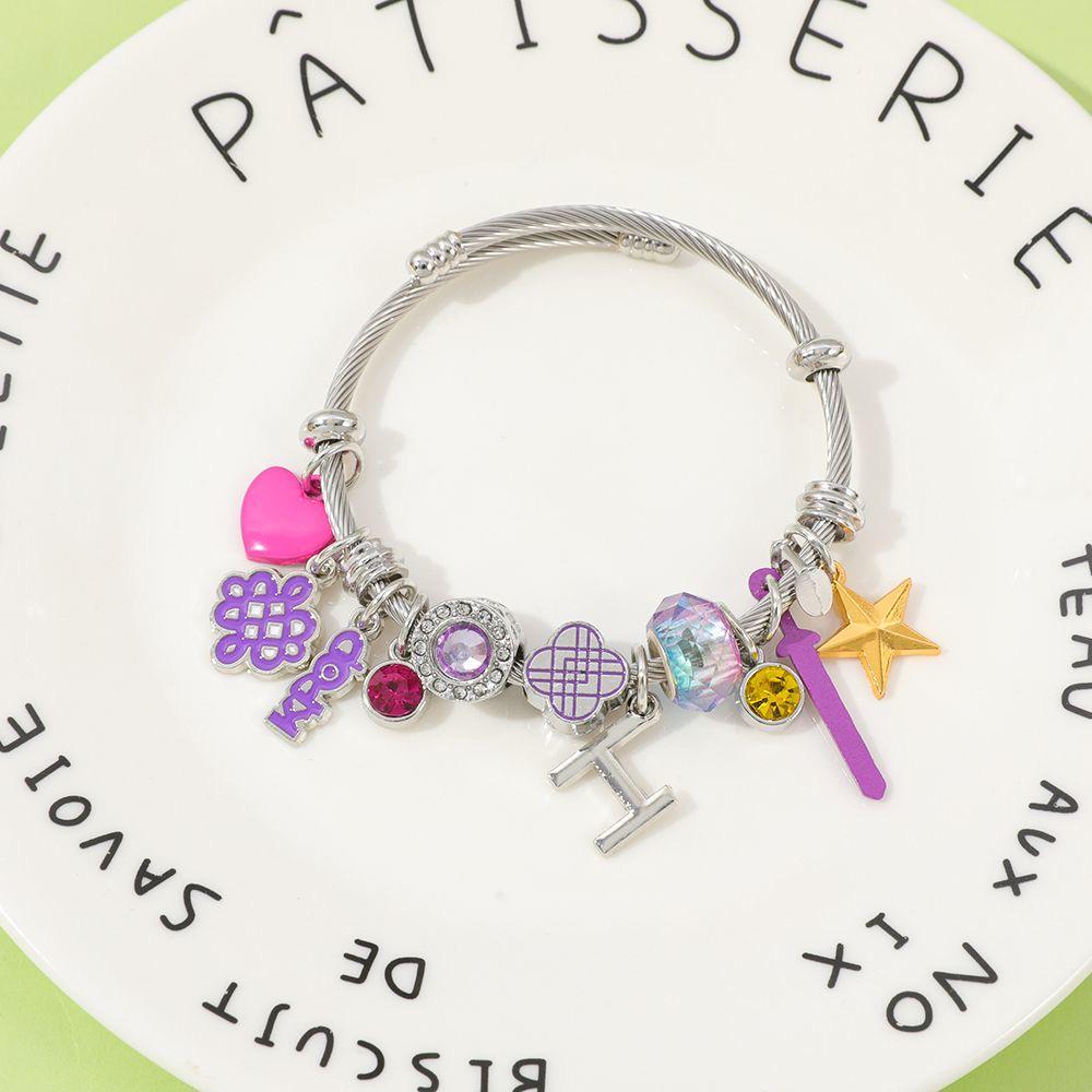 Kpop Demon Hunter Huntrix-armband bedel, Rumi, Zoey, Mira-armband bedelcadeaus, op Kpop geïnspireerde sieraden, Halloween-cosplay-armband - België Kpop Demon Hunter Huntrix-armband bedel, Rumi, Zoey, Mira-armband bedelcadeaus, op Kpop geïnspireerde sieraden, Halloween-cosplay-armband - België